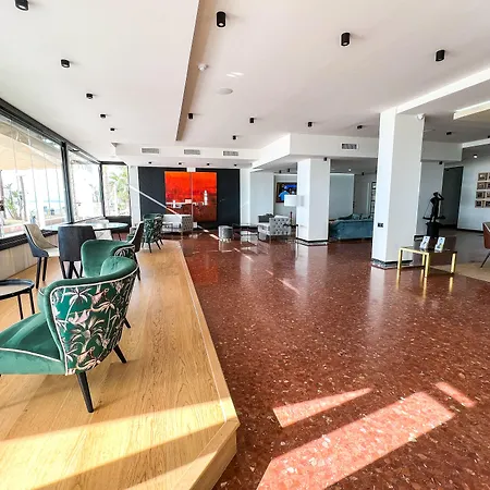 Hotel Fay Victoria 4*