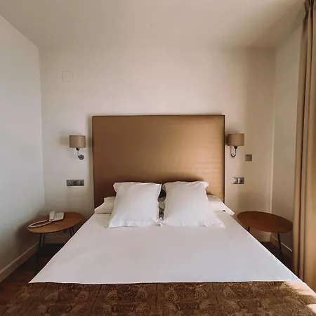 Fay Victoria Hotel 4*